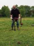 Herbert beim Bohren